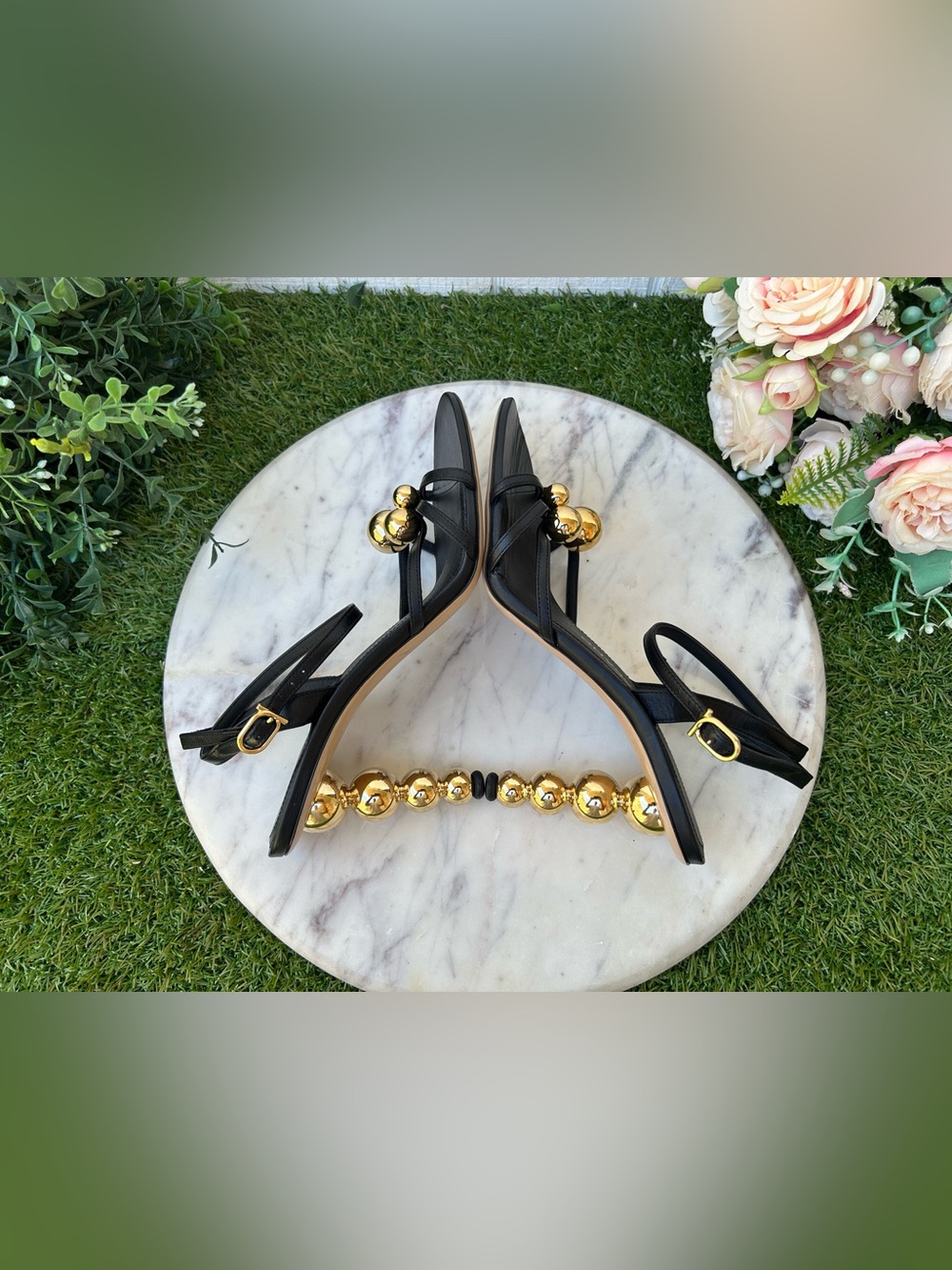 FERRAGAMO
Sculptural Heel
Spherical heel sandal
$ 1,390 size 8.5
Color: Black - Picture 14 of 16